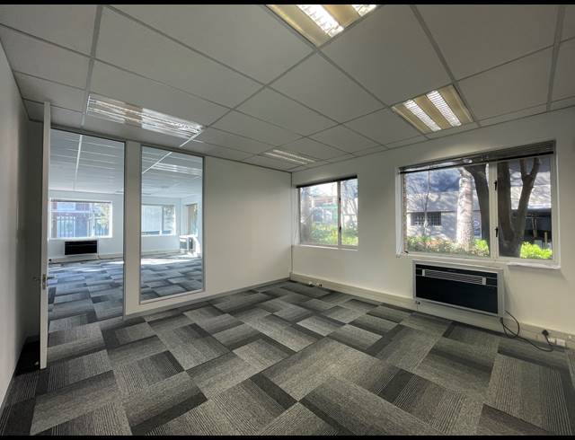 322M² OFFICE TO LET IN SANDTON CENTRAL